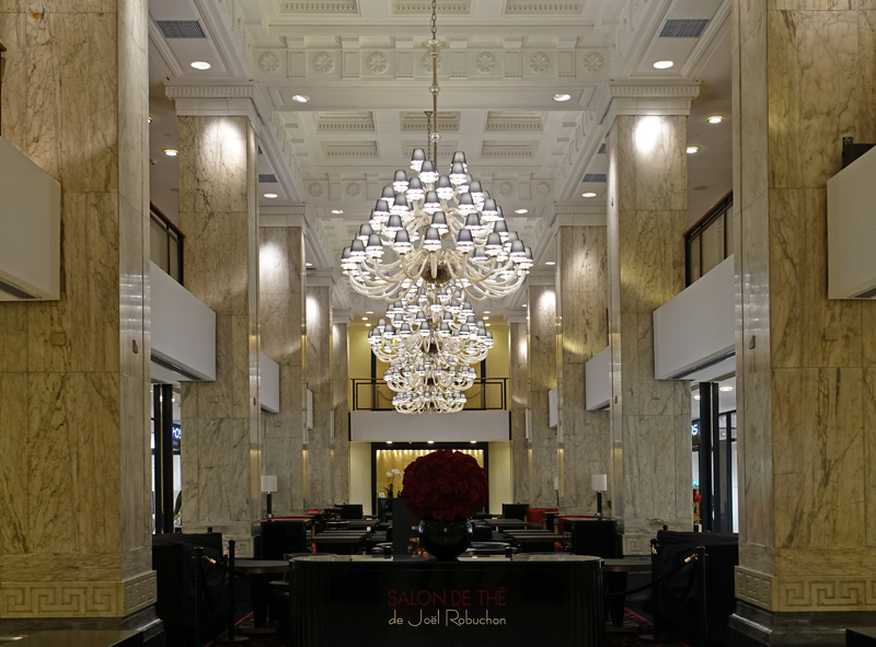 2017-04-06_200143 china-2017.jpg - Shanghai - Edles Shoppingcenter